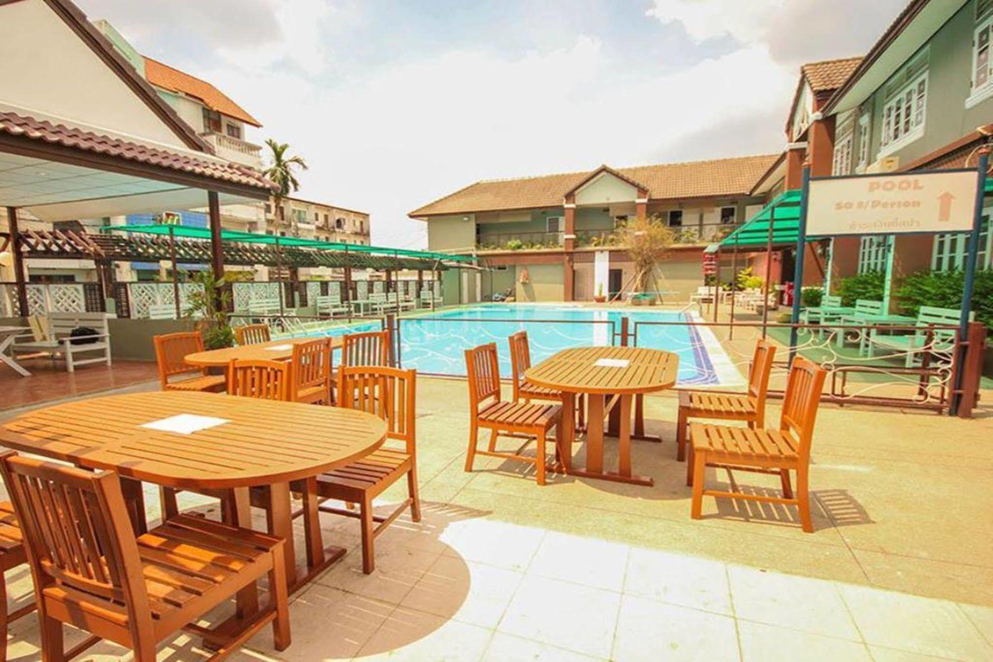 Waratee Spa Resort Villa Bangkok Zewnętrze zdjęcie